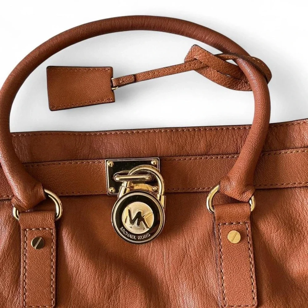 Vintage Micheal Kors bag in new‎ condition